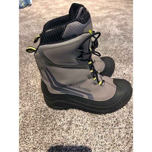 Columbia winter snow boots size 6 C20-22 - Picture 1 of 4